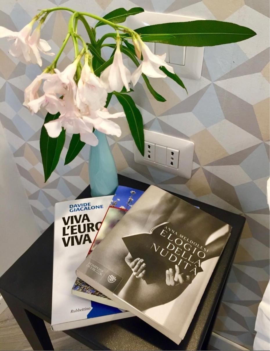 Spagna Rooms Rome Luaran gambar
